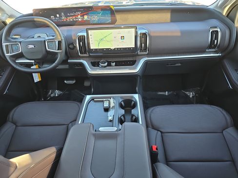 New 2026 Ford Expedition Max Platinum w/ Platinum Ultimate Package image 9