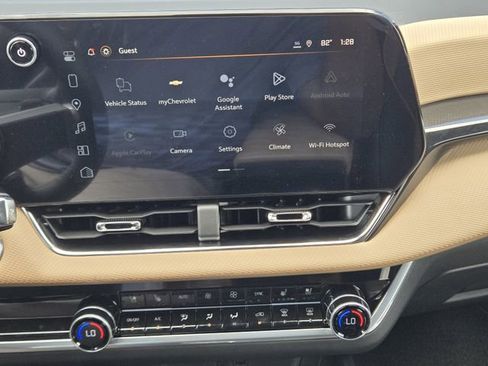 New 2026 Chevrolet Equinox ACTIV w/ Convenience Package III FWD image 12