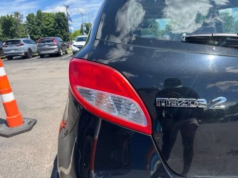 Used 2012 MAZDA MAZDA2 Sport FWD image 9