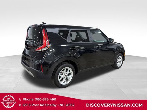 Used 2024 Kia Soul LX w/ Option Group 015 FWD image 6