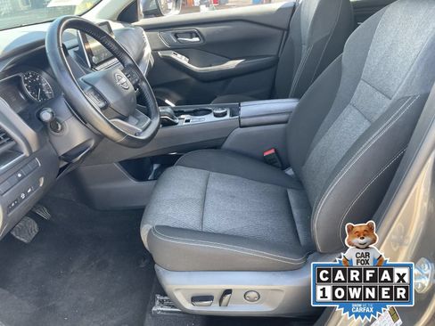 Certified 2025 Nissan Rogue SV AWD/4WD image 19
