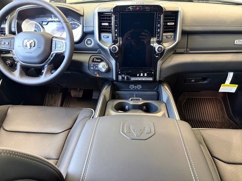 New 2026 RAM 1500 Laramie AWD/4WD image 19