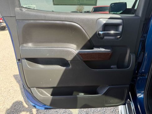 Used 2015 GMC Sierra 1500 SLT w/ SLT Crew Cab Value Package image 21