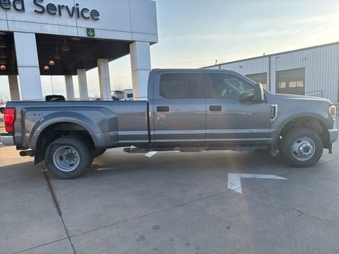 Used 2021 Ford F350 XL w/ Power Equipment Group image 6