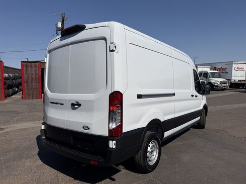 Used 2026 Ford Transit 250 148 Medium Roof RWD image 3