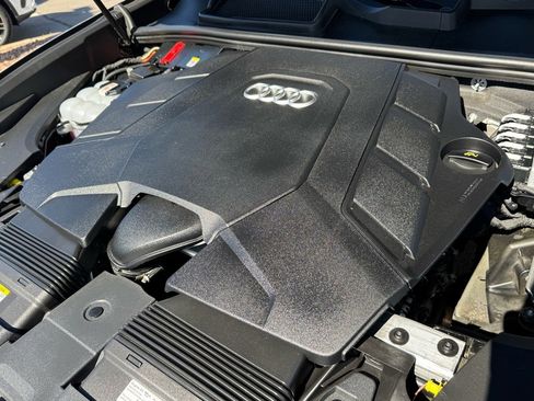 Used 2023 Audi Q8 Premium Plus w/ Premium Plus Package image 26