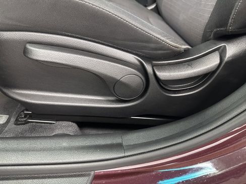 Used 2018 Kia Forte LX w/ LX Popular Package image 8