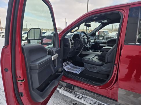 Certified 2022 Ford F350 Lariat w/ Lariat Ultimate Package image 11