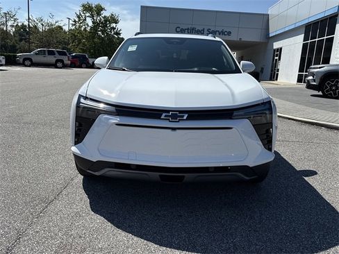 New 2025 Chevrolet Blazer EV LT image 8