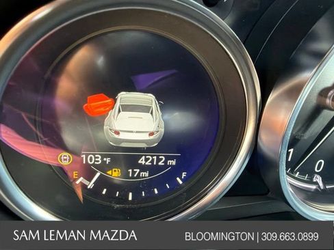 Used 2025 MAZDA MX-5 Miata RF Grand Touring w/ Weather Package RWD image 17