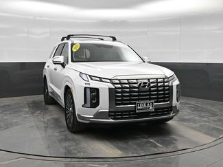 Used 2025 Hyundai Palisade Calligraphy video 2