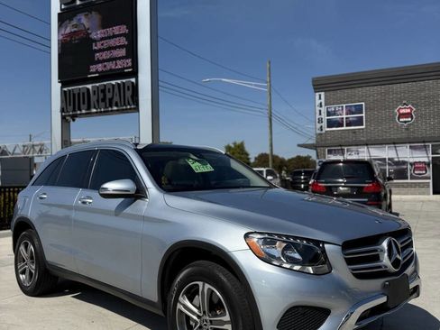 Used 2018 Mercedes-Benz GLC 300 4MATIC image 1