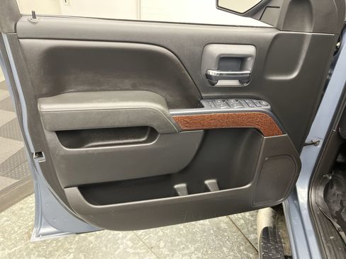 Used 2016 GMC Sierra 1500 SLE w/ SLE Value Package image 5