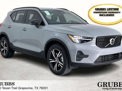 New 2026 Volvo XC40 B5 Core