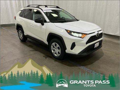 Certified 2021 Toyota RAV4 LE AWD/4WD image 1