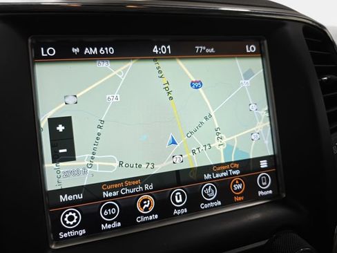 Used 2018 Jeep Grand Cherokee Overland AWD/4WD image 22