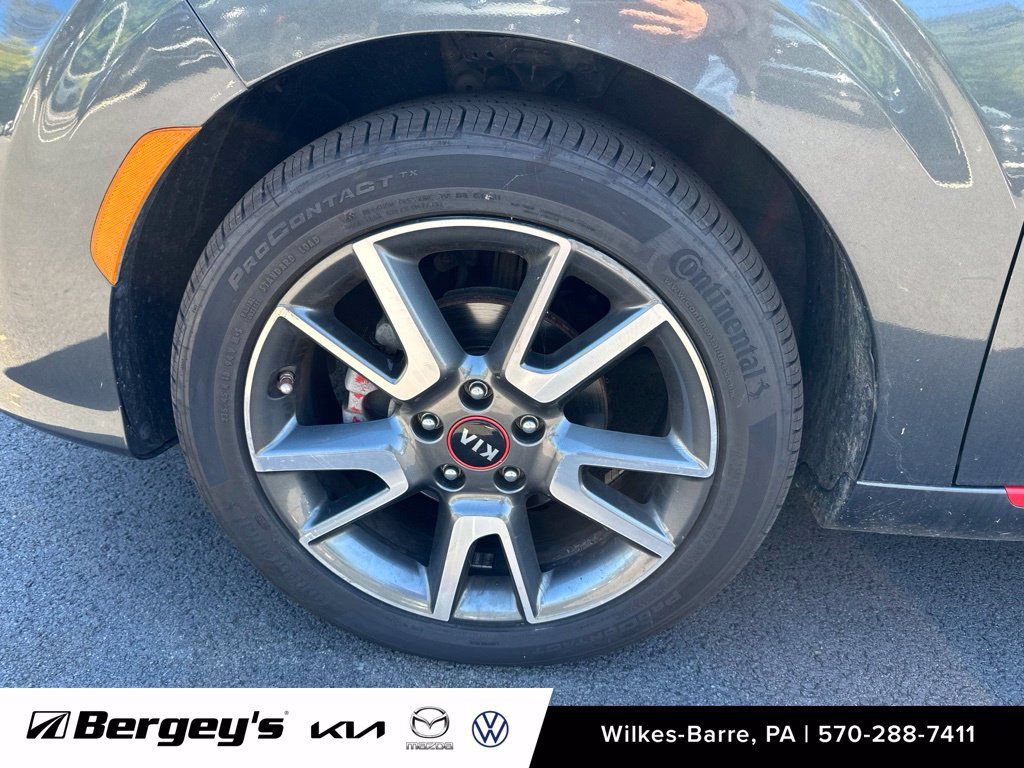 Used 2020 Kia Soul GT-Line w/ GT 2.0L Power Sunroof Package FWD image 9
