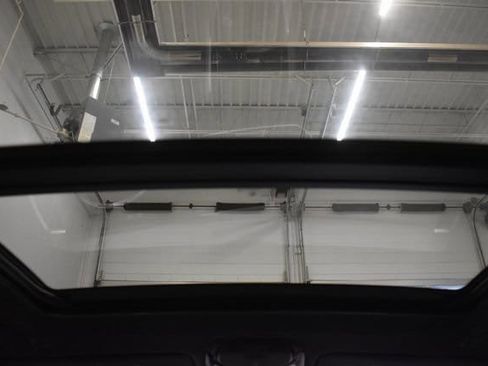 Used 2022 BMW X6 xDrive40i w/ M Sport Package image 27