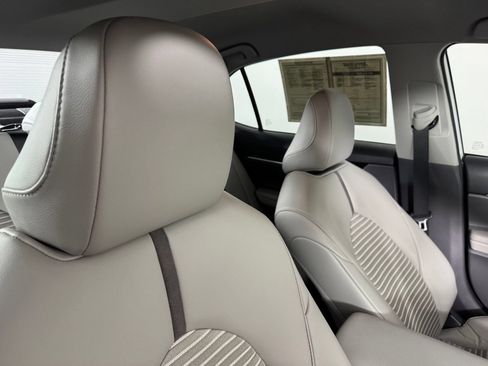 Used 2024 Toyota Camry SE FWD image 36