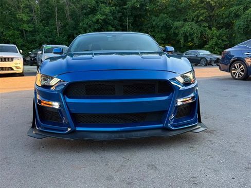 Used 2018 Ford Mustang GT RWD image 3