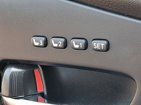 Used 2013 Lexus RX 350 AWD w/ Navigation Pkg image 25