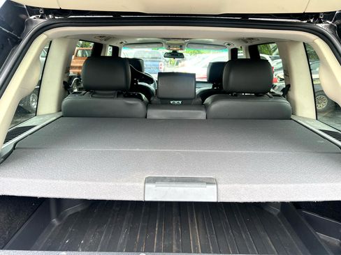 Used 2005 Land Rover Range Rover HSE image 14