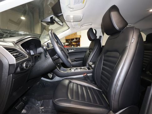 Used 2024 Ford Edge SEL image 22