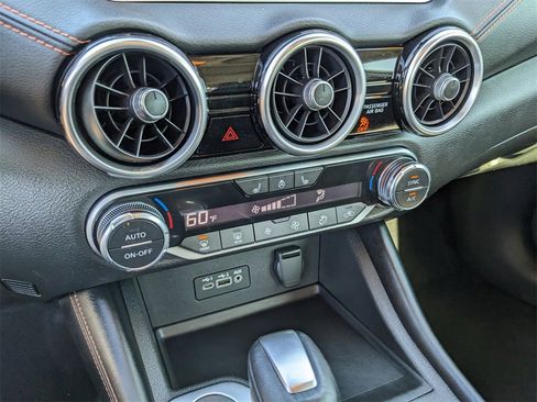 Used 2021 Nissan Sentra SR w/ SR Premium Package image 26