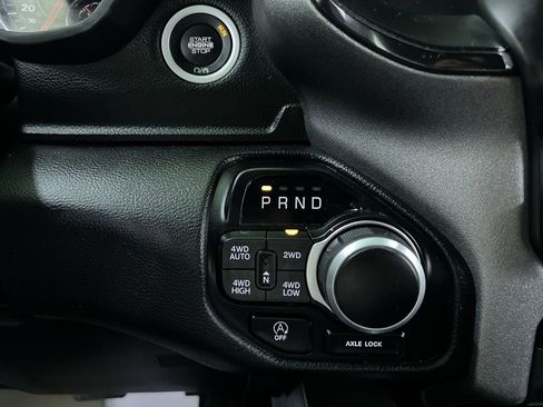 Used 2023 RAM 1500 Big Horn AWD/4WD image 25