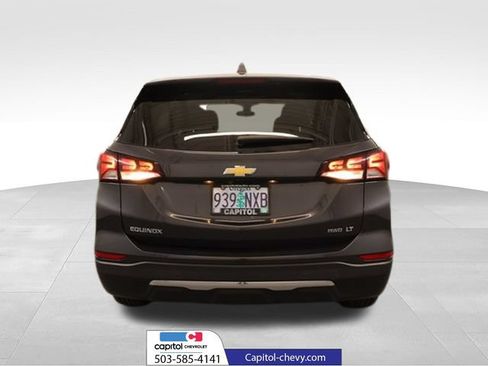 Used 2022 Chevrolet Equinox LT AWD/4WD image 3