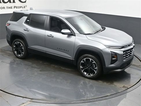 New 2026 Chevrolet Equinox LT w/ Convenience Package II image 16