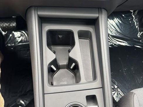 New 2026 Volkswagen Tiguan S image 12