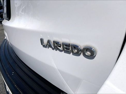 Used 2021 Jeep Grand Cherokee Laredo X image 7