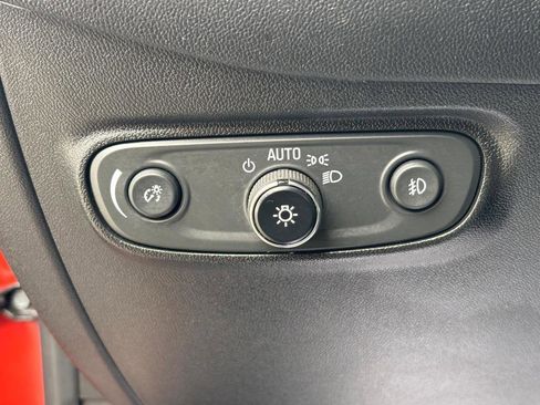 Used 2020 Chevrolet Equinox LT FWD image 14