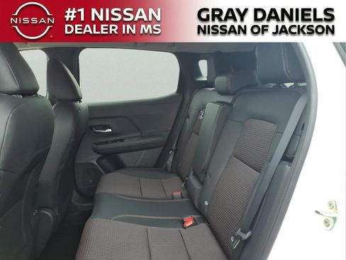 New 2026 Nissan Kicks SR w/ Cold Weather Package FWD image 26