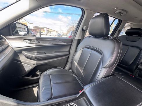 Used 2024 Jeep Grand Cherokee Limited 4xe w/ Luxury Tech Group II image 14