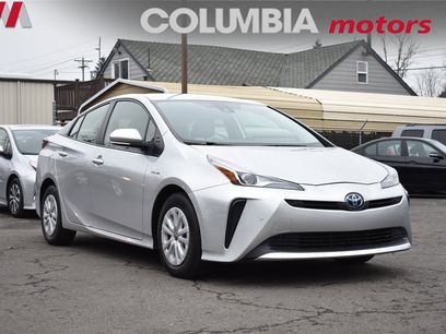 Used 2022 Toyota Prius L Eco