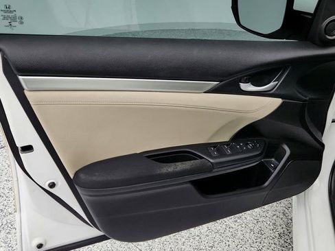 Used 2017 Honda Civic EX image 11