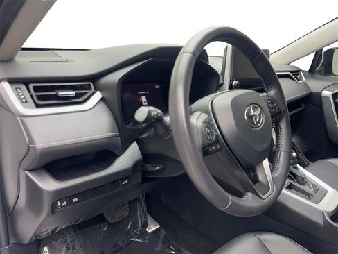 Used 2024 Toyota RAV4 XLE Premium image 51