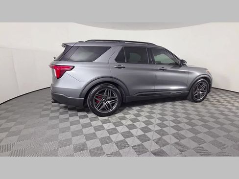 Used 2025 Ford Explorer ST w/ Sun And Sound Package AWD/4WD image 38
