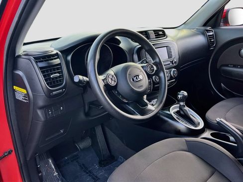 Used 2019 Kia Soul FWD image 9