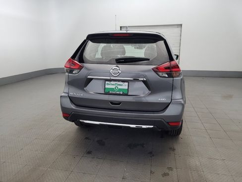 Used 2019 Nissan Rogue S image 7