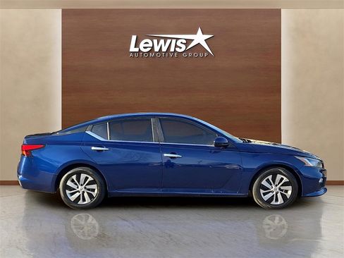 Used 2019 Nissan Altima 2.5 S image 5