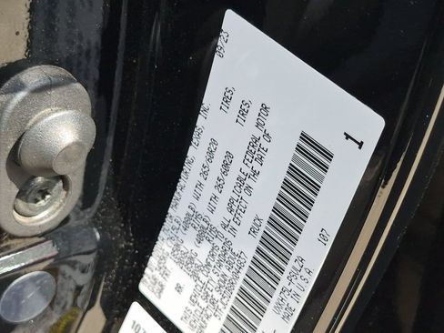 Used 2024 Toyota Tundra Limited w/ Power Package AWD/4WD image 12