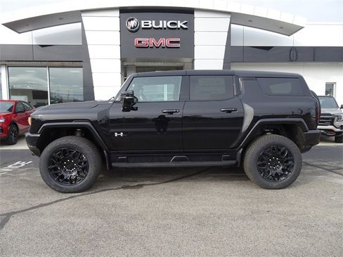 New 2026 GMC Hummer EV SUV image 2