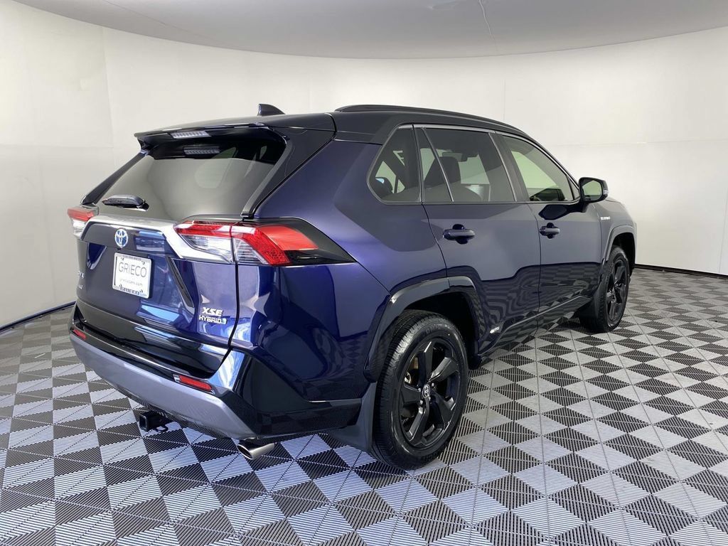 Used 2020 Toyota RAV4 XSE w/ All Weather Liner Package AWD/4WD image 9