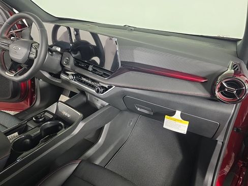 New 2026 Chevrolet Equinox RS w/ Convenience Package III AWD/4WD image 42