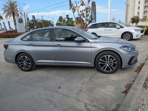New 2026 Volkswagen Jetta Sport FWD image 3