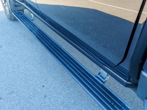 Used 2021 GMC Sierra 2500 AT4 w/ AT4 Premium Plus Package image 12