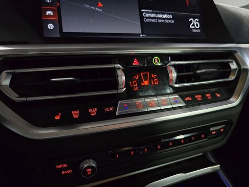 Used 2022 BMW 330i Sedan w/ Premium Package 2 image 22